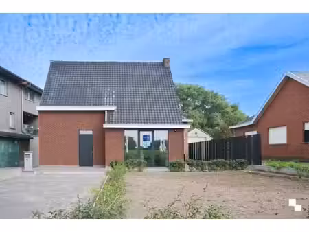 volledig gerenoveerde alleenstaande woning met tuin  terr...