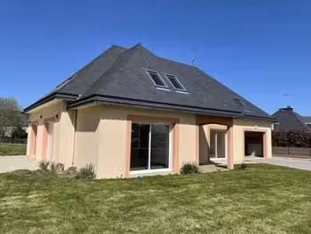 vente maison à loudéac (22600) : à vendre / 180m² loudéac