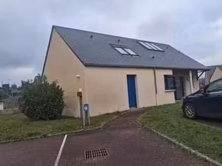 vente bureaux et commerces à la haye (50250) : à vendre / 157m² la haye