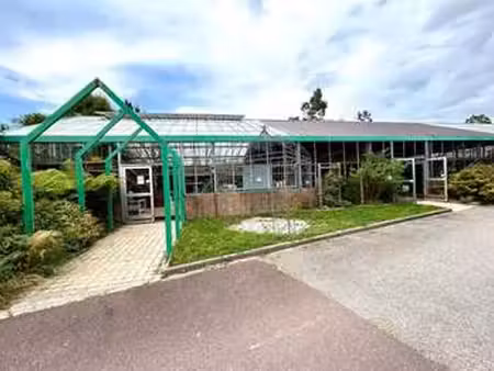 vente bureaux et commerces à saint-sauveur-le-vicomte (50390) : à vendre / 1300m² saint-sa
