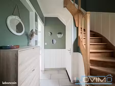 maison 6 pièces 104 m²