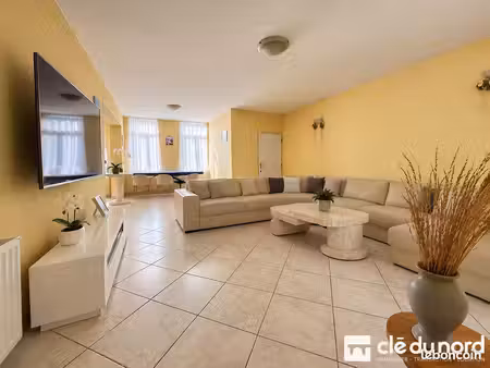 maison 7 pièces 160 m²