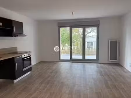 location appartement 3 pièces à la roche-sur-yon la grimaudière (85000) : à louer 3 pièces