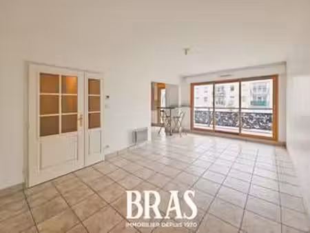location appartement 2 pièces à saint-sébastien-sur-loire centre (44230) : à louer 2 pièce