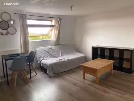 appartement t2 en face de la gare