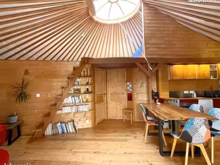 location meublé yourte contemporaine