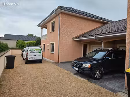 maison location villereversure