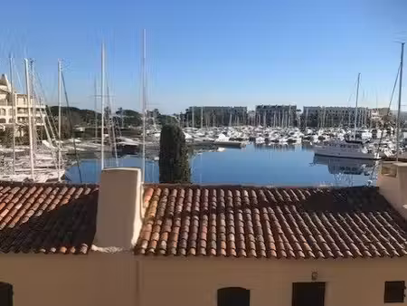 appartement t2  46 m²+10m² de loggia  meublé  aux marines de cogolin
