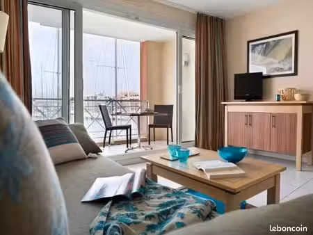 deal retraites - port frejus nov 26 à mars 27 - t2/3 calme entretenu meuble equipe- terras
