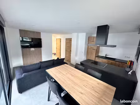 à louer : appartement récent  entièrement équipé