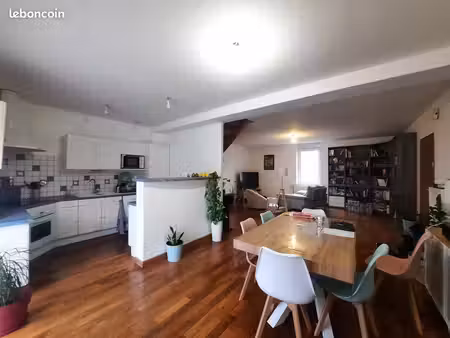appartement t5 102m² à dole