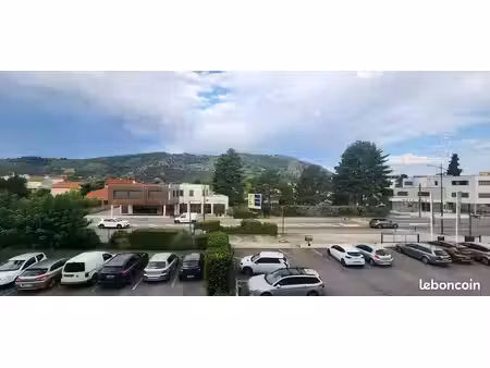 location t2 tournon