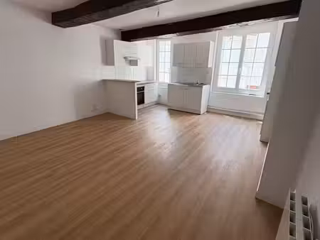 maison de ville t3 + garage