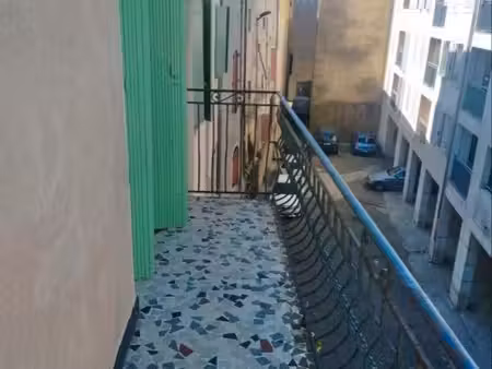 studio meublé de 26m2 lumineux avec balcon – tout compris (eau/électricité/chauffage) 410e