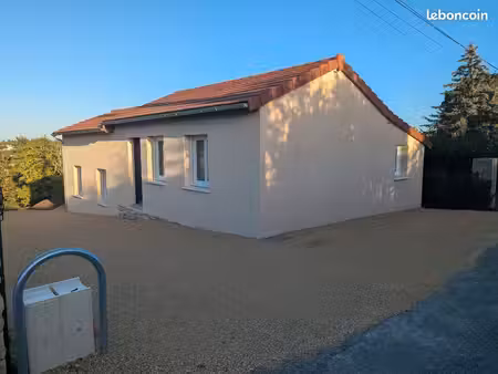 a louer petite maison/appart t2