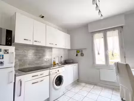 à 8 minutes du centre de nantes – appartement t3 avec vue sur loire ( 7 210 € de rapport/a