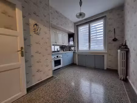 appartement type 3 proche des facultés et lycée