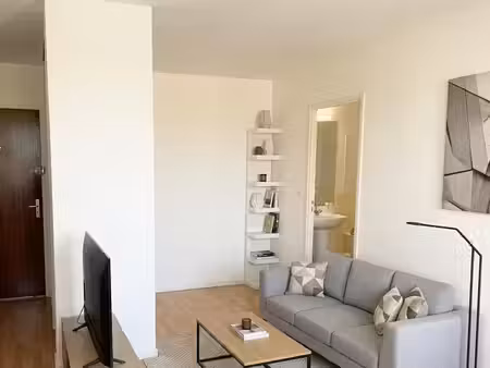 appartement 1 piece 30m2 - balcon + parking
