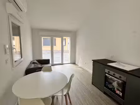 lasserre-pradere t2 meublé moderne et confortable