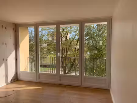 appartement 4 pièces de 81m² - mont-saint-aignan - secteur place colbert