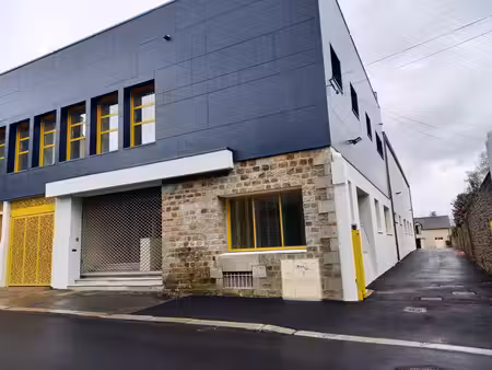 cellule commerciale a louer fougères - 90 m2