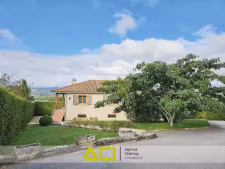 chevagny - belle maison avec vue et grand jardin - 5 pieces