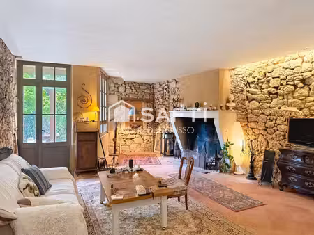 maison de charme à réinventer à gensac