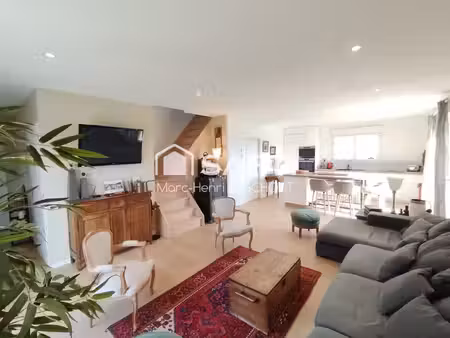 maison 6 pièces 103m²
