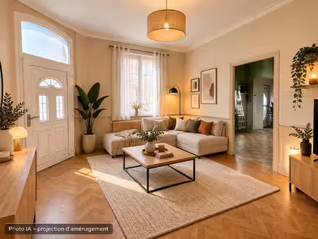 vous recherchez un bien à rénover ? cette maison est faite pour vous !