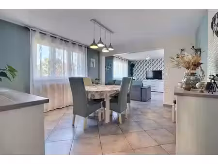 marsannay la côte  maison rénovée 69m²  une chambre  sous sol complet  jardin fleuri et te