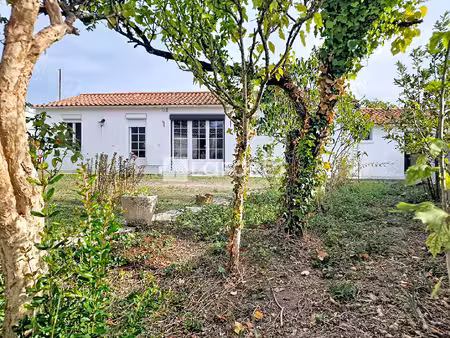île d'oleron (17190) maison avec annexe - 5 pièce(s) 80m2