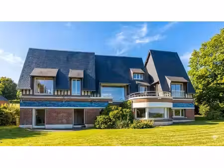 très belle propriété rare à la vente avec vue sur la mer