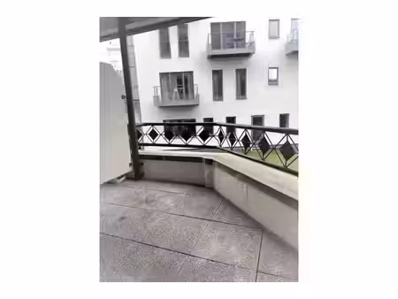 appartement à louer avec terrasse et 2 chambres   saint-josse-ten-noode (vbe77090)