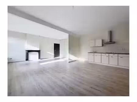 studio à louer à rue albert 1er 84 hannut (vbe77102)