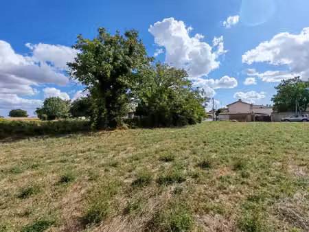 terrain à vendre à montjean (16240) - charente