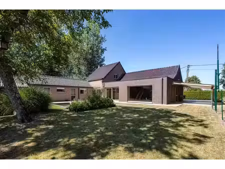 un ensemble immobilier ouvert  offrant intimité et potentiel