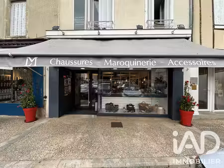 vente chaussure 67 m²