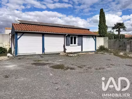 garage à charron (17230)