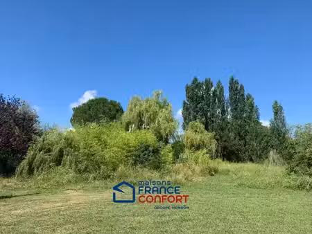 vente terrain 550 m² à pignans (83790)  149 500 €