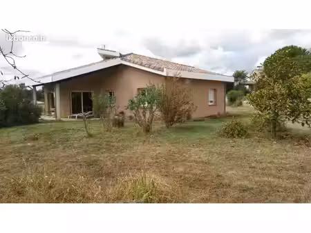 maison 4 pièces plain pied  dans le lauragais  à saint pierre de lages