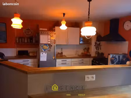 appartement 6 pièces 204 m²