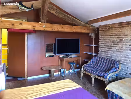 chambre a la semaine ou au mois