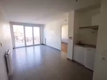 location appartement 2 pièces 38 m² à toulouse (31000)  720 €