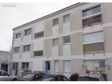 studio 1 pièce 25 m²