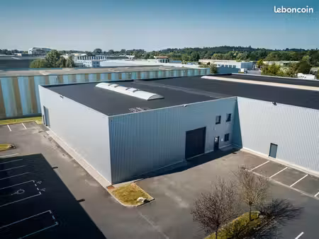 a louer entrepôt 642 m²