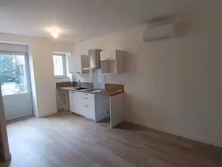 location appartement 1 pièce 31.52 m² à capdenac-gare (12700)  410 €
