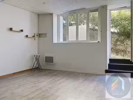 location appartement 2 pièces 37.84 m² à pouzauges (85700)  490 €