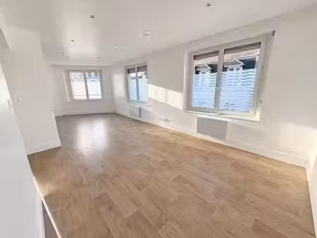 location appartement 3 pièces 71.44 m² à berck (62600)  850 €