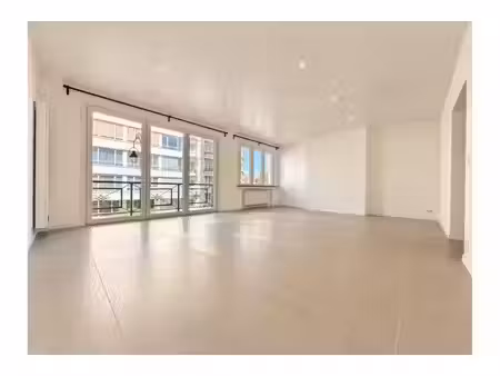 appartement à louer à avenue de l'orée 26 ixelles (vbe77136)