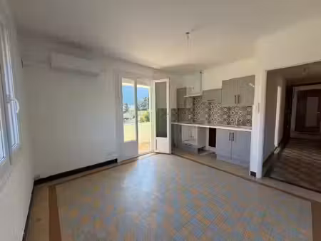 location appartement 3 pièces 64.48 m² à laragne-montéglin (05300)  630 €